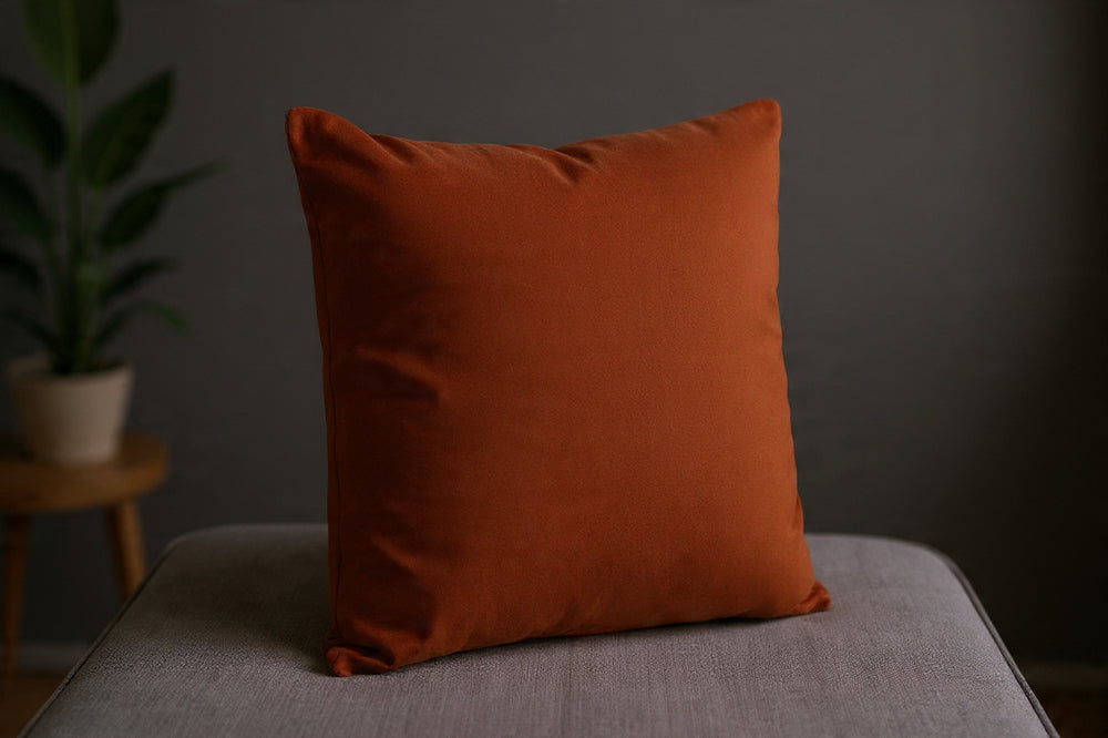Dekoratyvinė pagalvėlė Velvet „Reddish Brown“