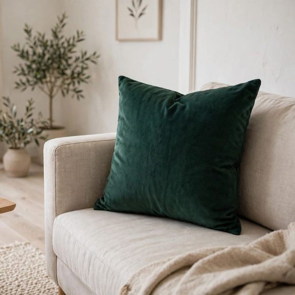 Dekoratyvinė pagalvėlė Velvet „Dark Green“