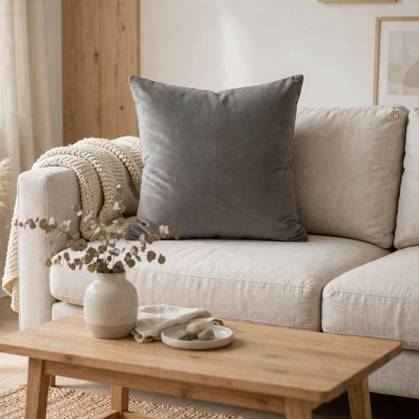 Dekoratyvinė pagalvėlė Velvet „Silver“