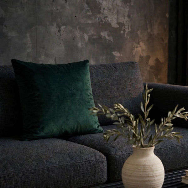 Dekoratyvinė pagalvėlė Velvet „Medium Jungle Green“